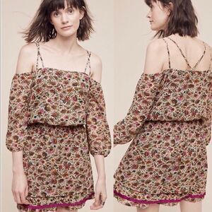 Floreal AnthropologieEverett floral of shoulder
